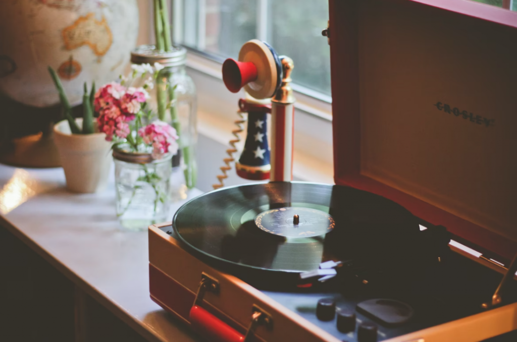 How Do Vinyl Records Work? New Music World